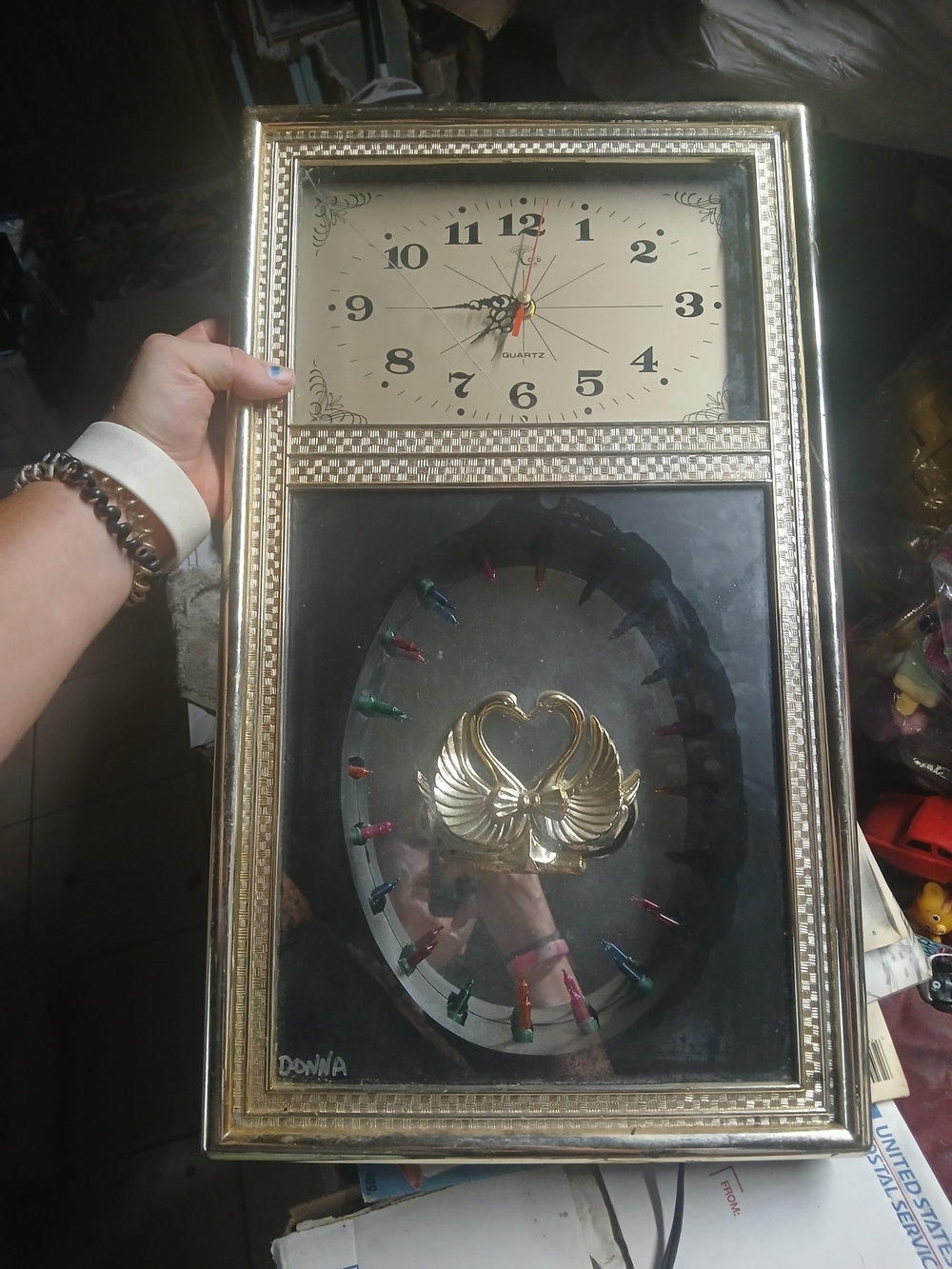 vintage 1980s electronic fiber optic / light-up shadowbox wall clock Read Desc.